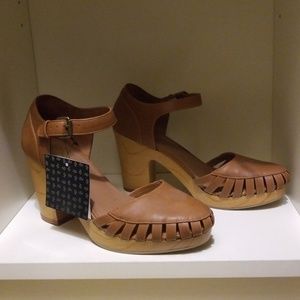 Dolce Vita block heel